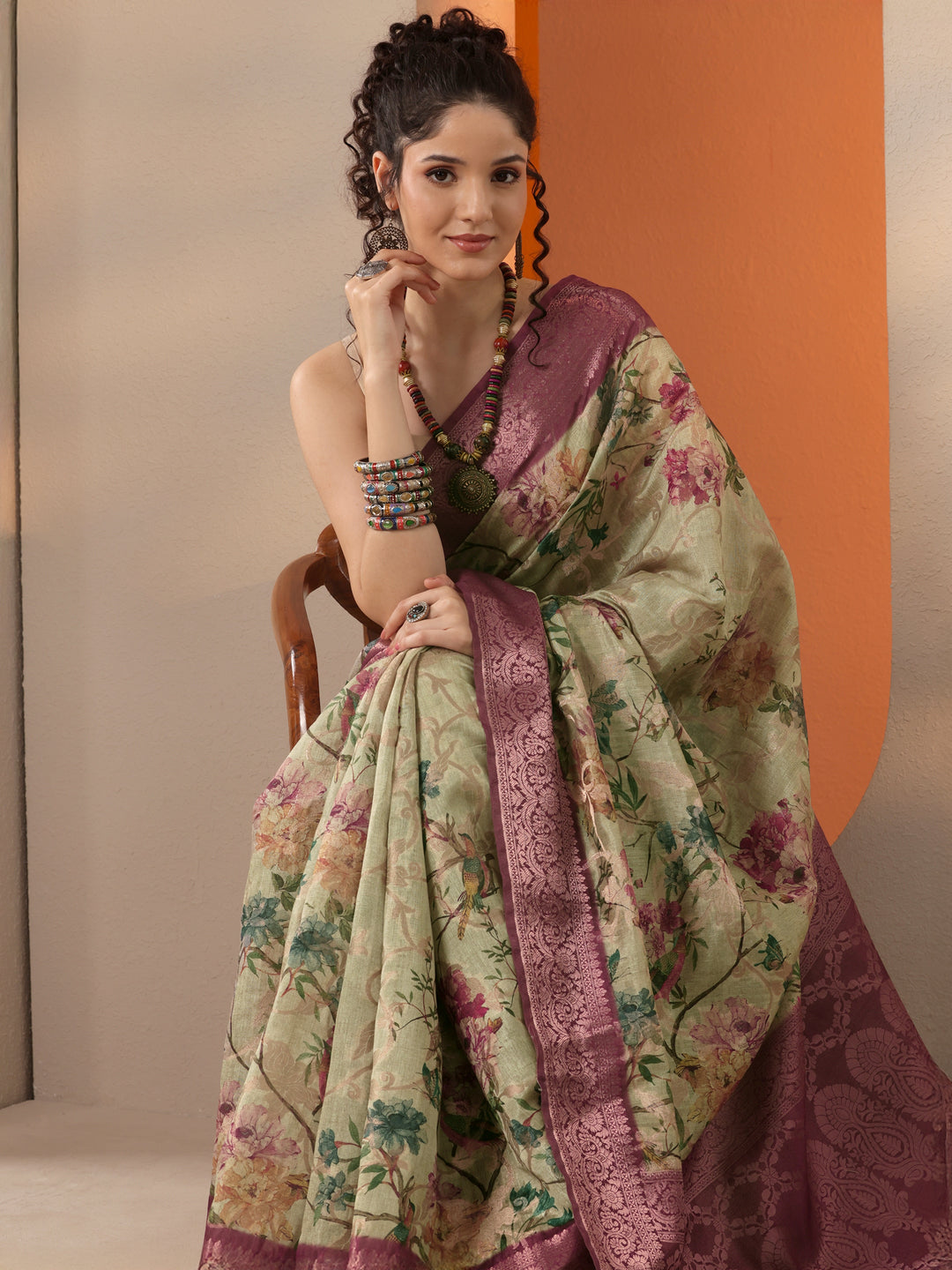Green Printed Silk Blend Saree With Unstitched Blouse Piece