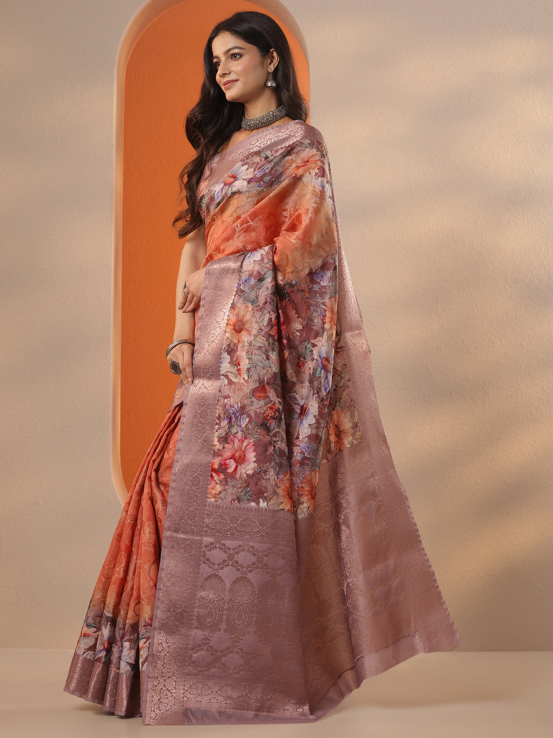 Coral Printed Silk Blend Saree With Unstitched Blouse Piece