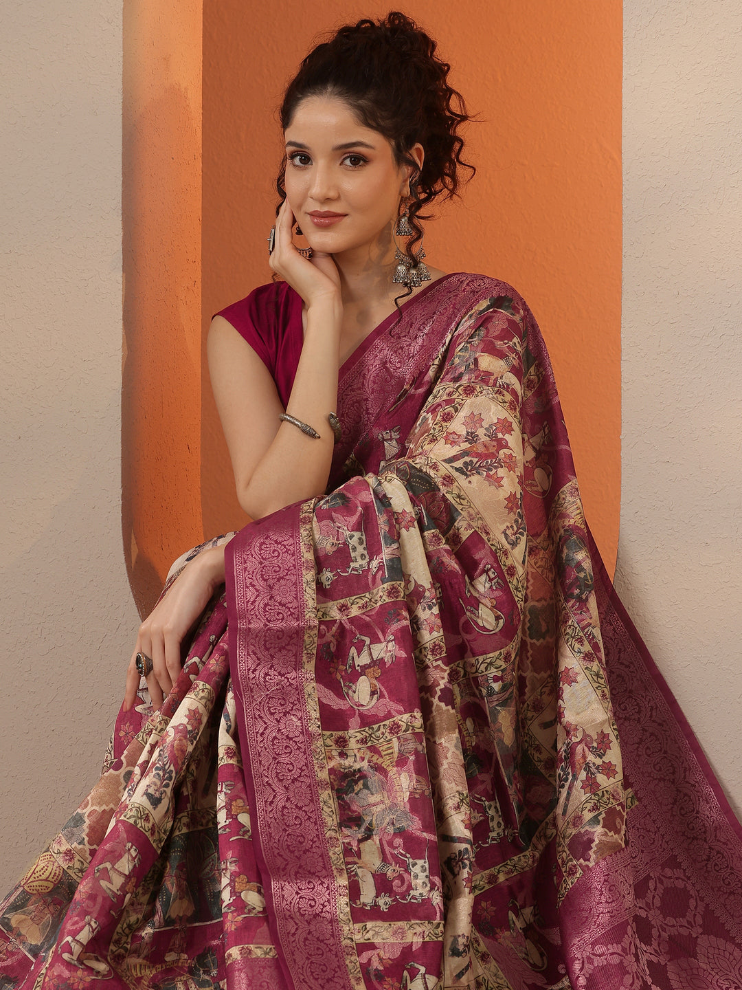 Maroon Printed Silk Blend Saree With Unstitched Blouse Piece
