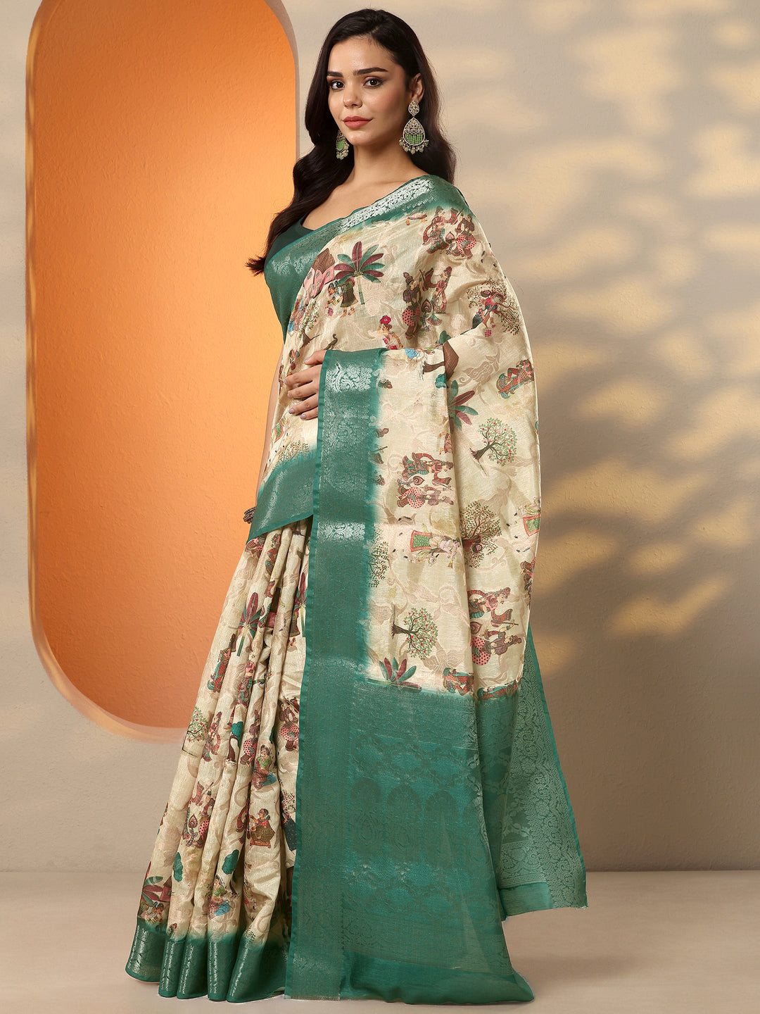 Beige Tribal Printed Silk Blend Saree With Unstitched Blouse Piece