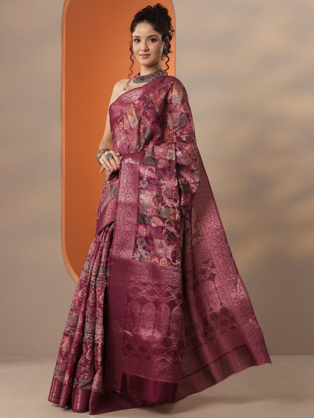 Burgundy Printed Silk Blend Saree With Unstitched Blouse Piece