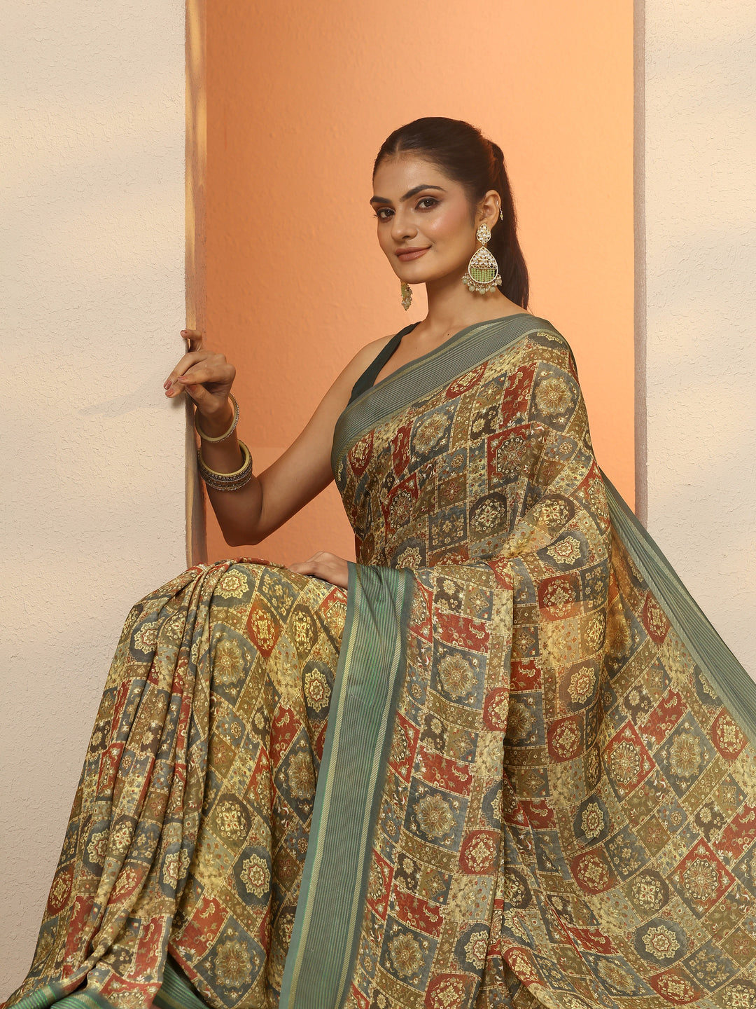 Green Printed Pure Georgette Saree With Unstitched Blouse Piece