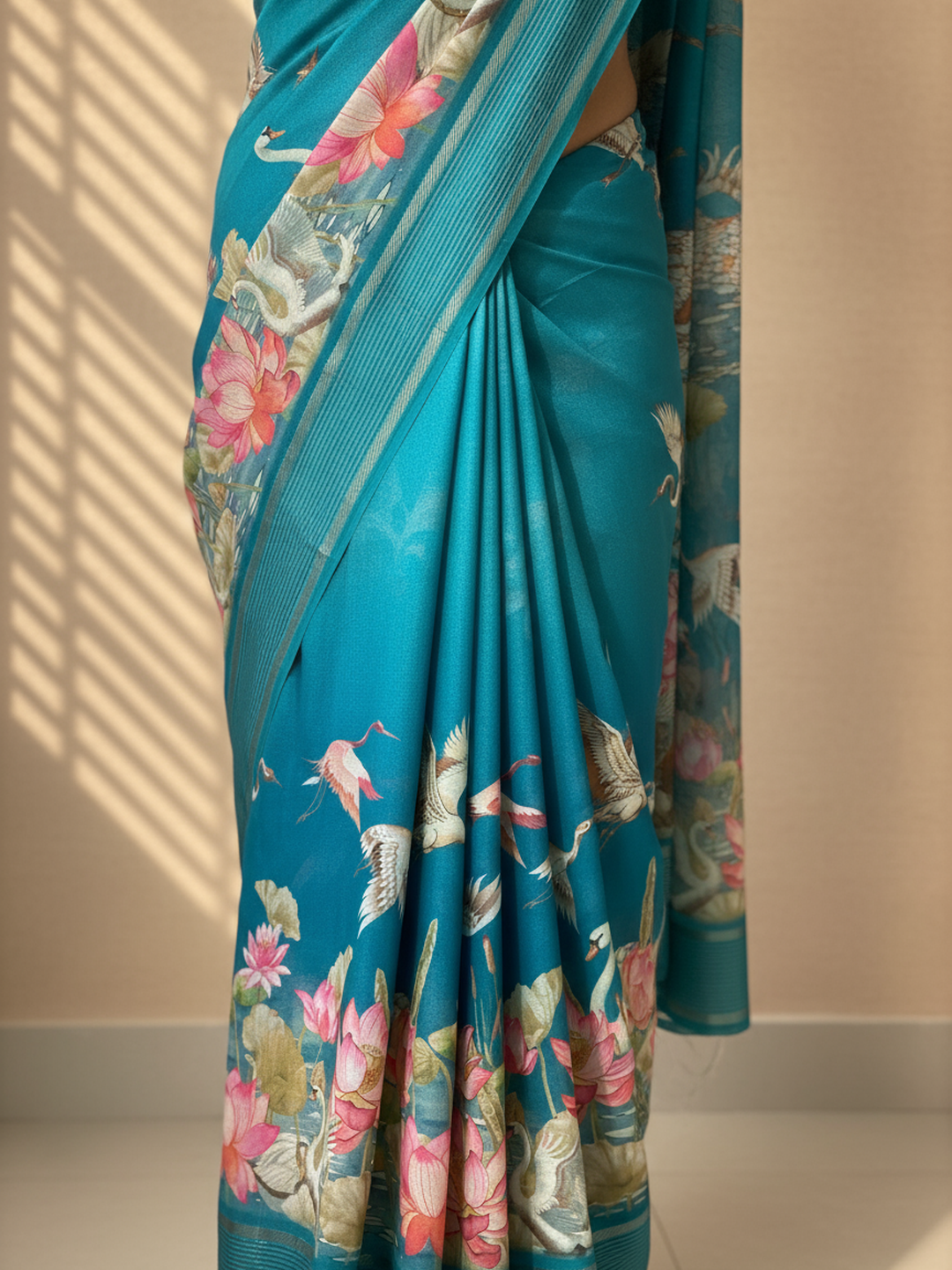 Green Printed Pure Georgette Saree With Unstitched Blouse Piece