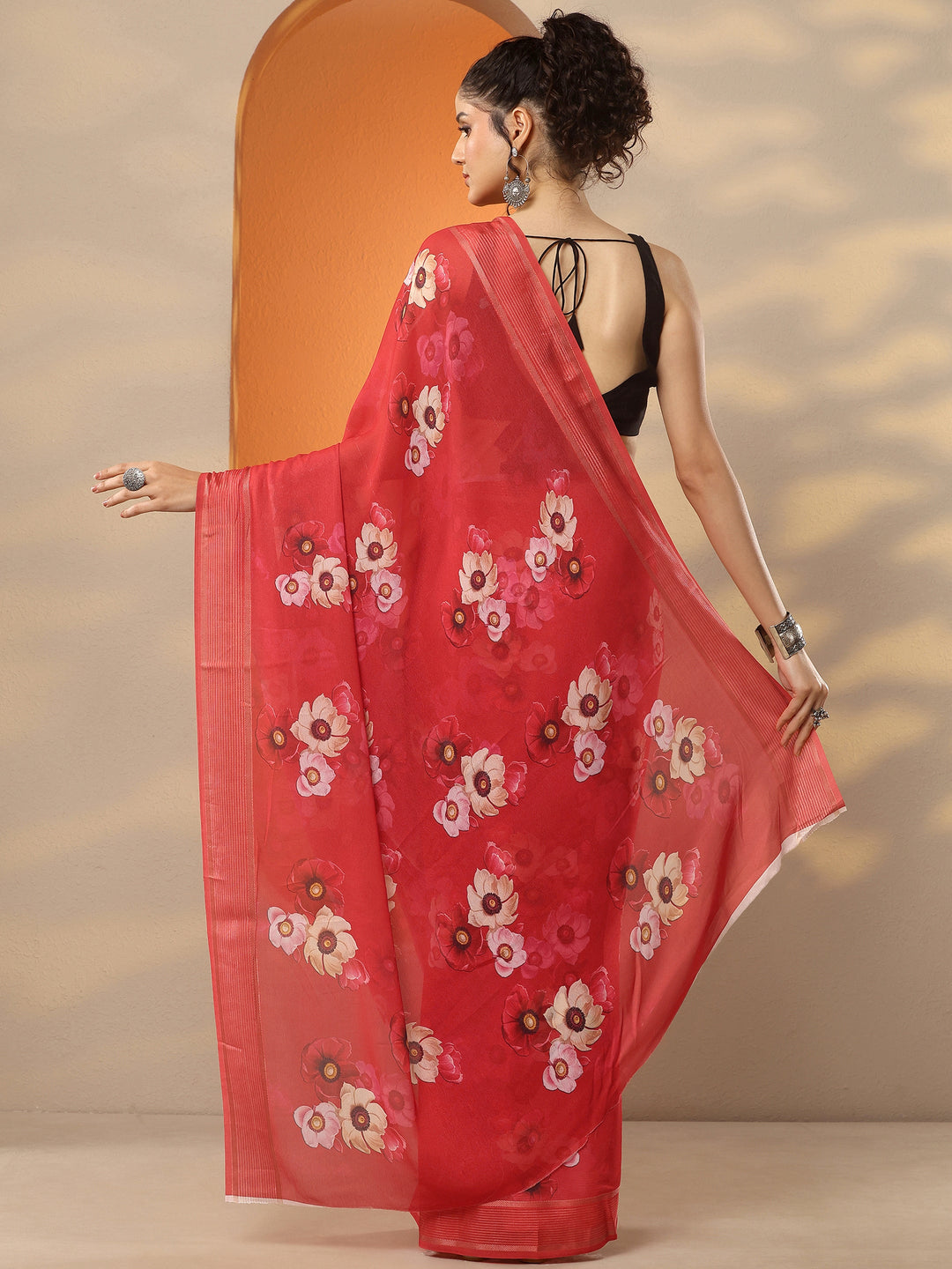 Red Printed Georgette Saree With Unstitched Blouse Piece
