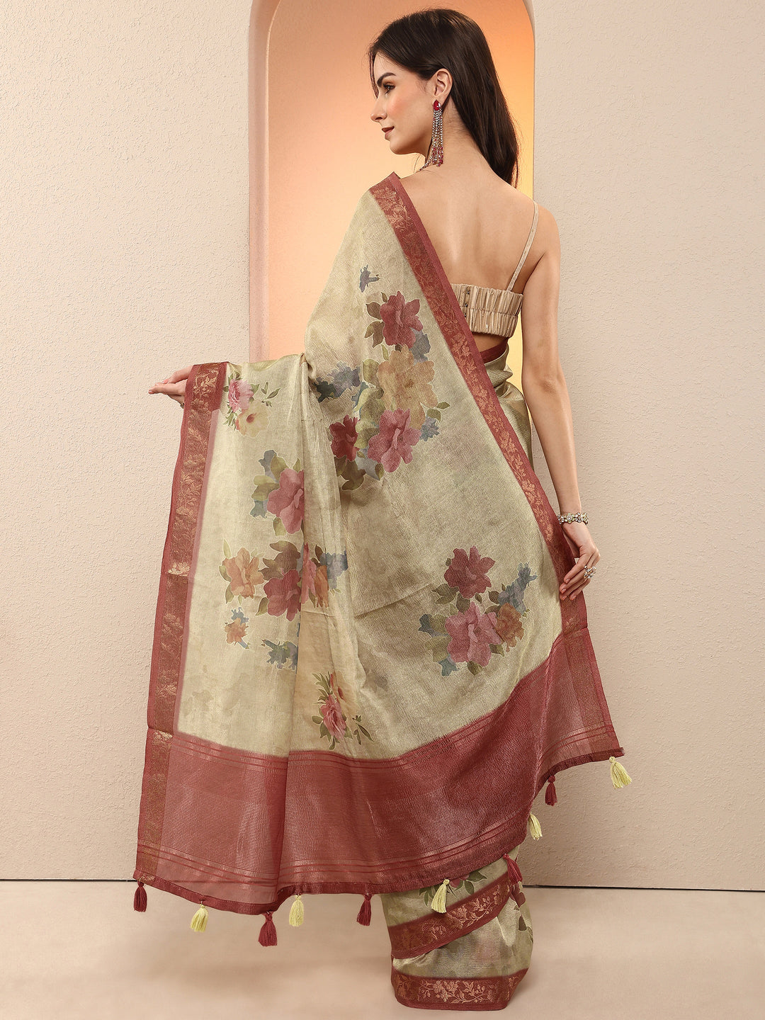 Gold Printed Chinon Saree With Unstitched Blouse Piece