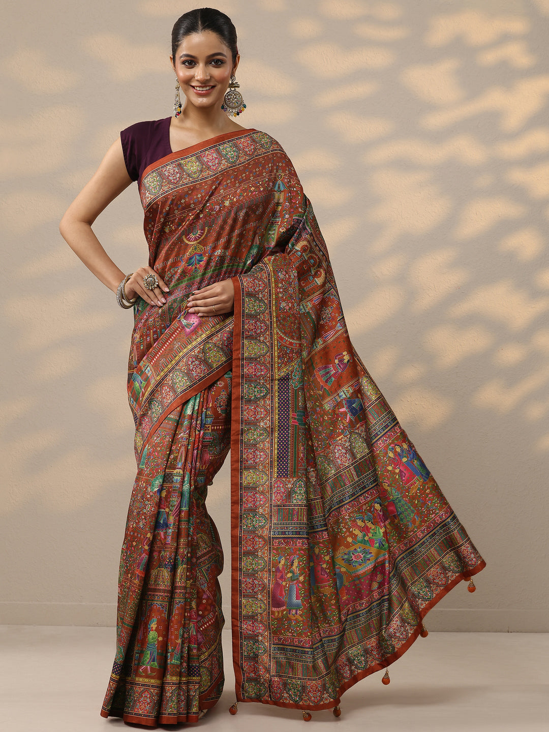 Red Printed Silk Blend Saree With Unstitched Blouse Piece