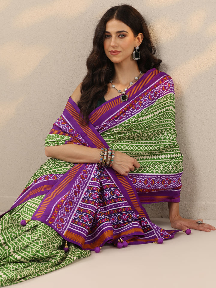 Green Printed Silk Blend Saree With Unstitched Blouse Piece