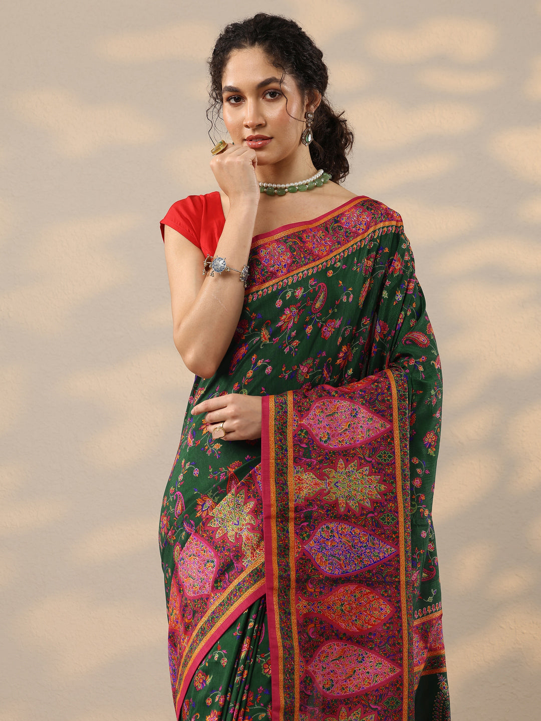 Green Printed Silk Blend Saree With Unstitched Blouse Piece