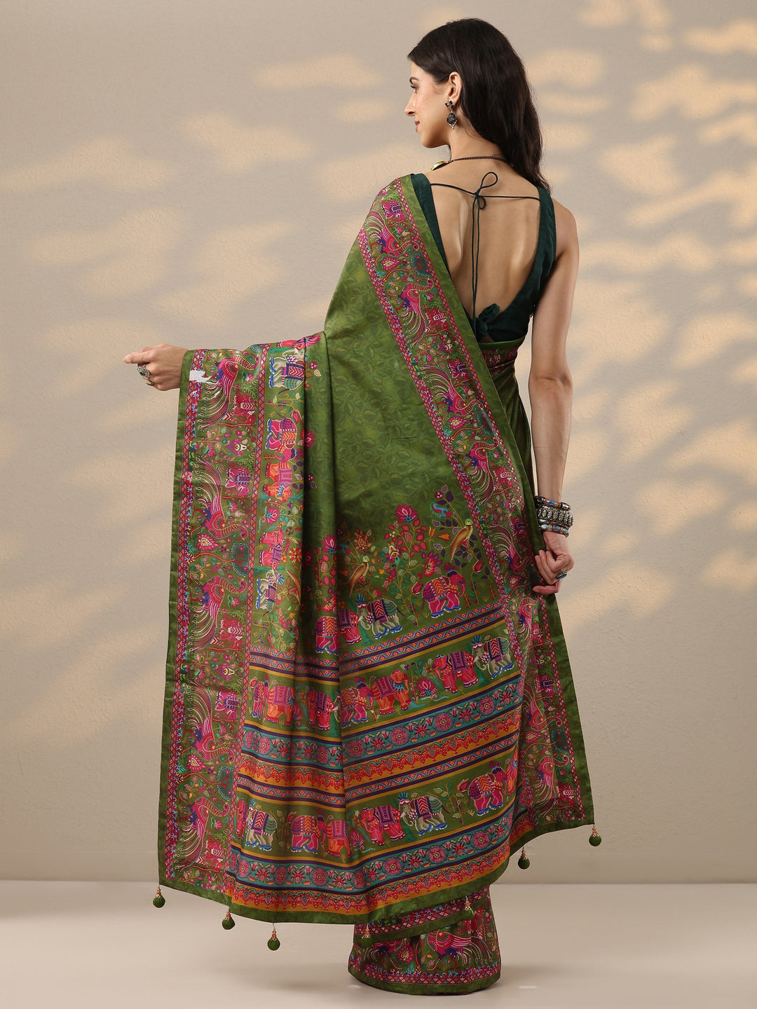 Green Printed Silk Blend Saree With Unstitched Blouse Piece