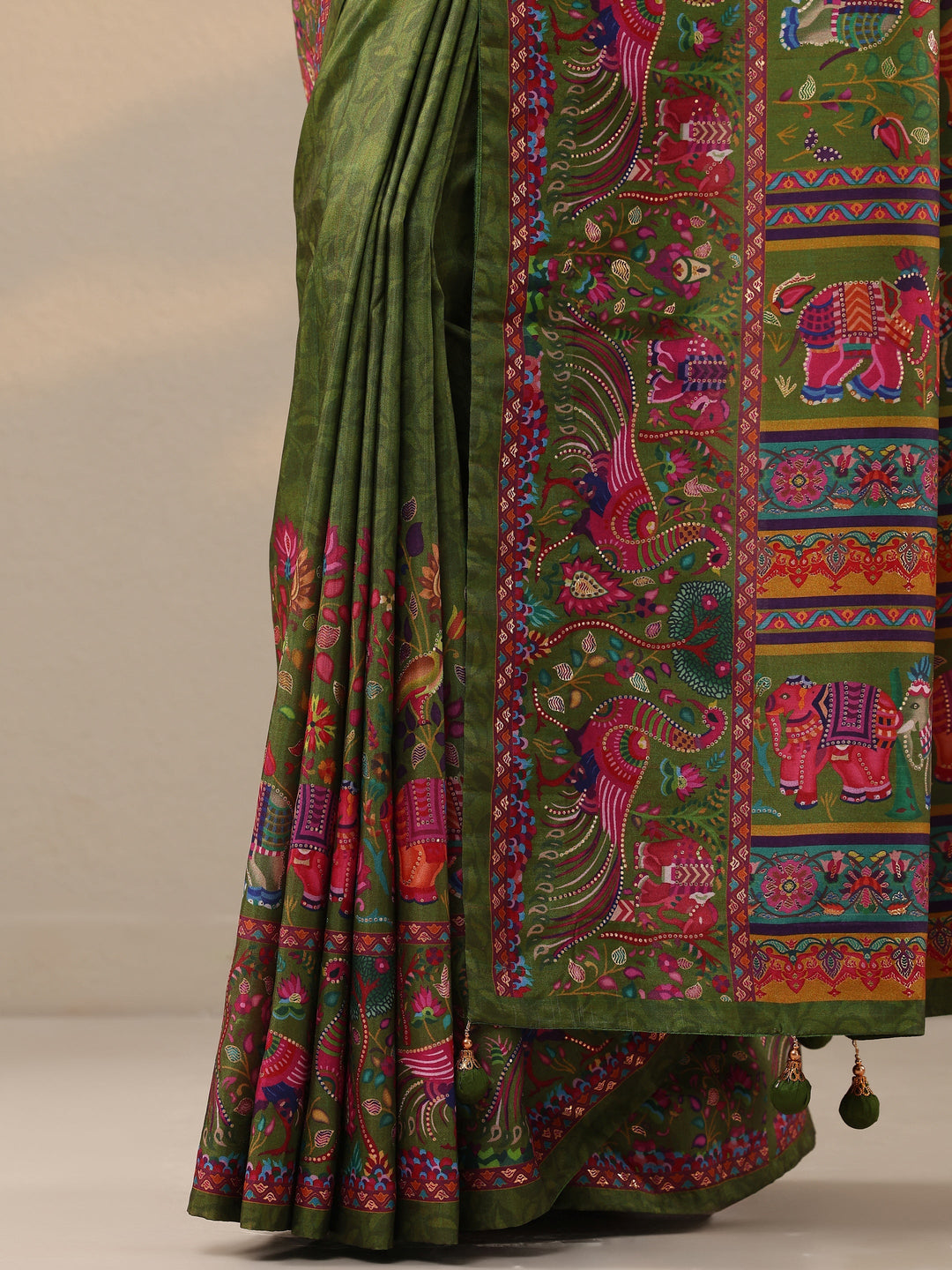 Green Printed Silk Blend Saree With Unstitched Blouse Piece