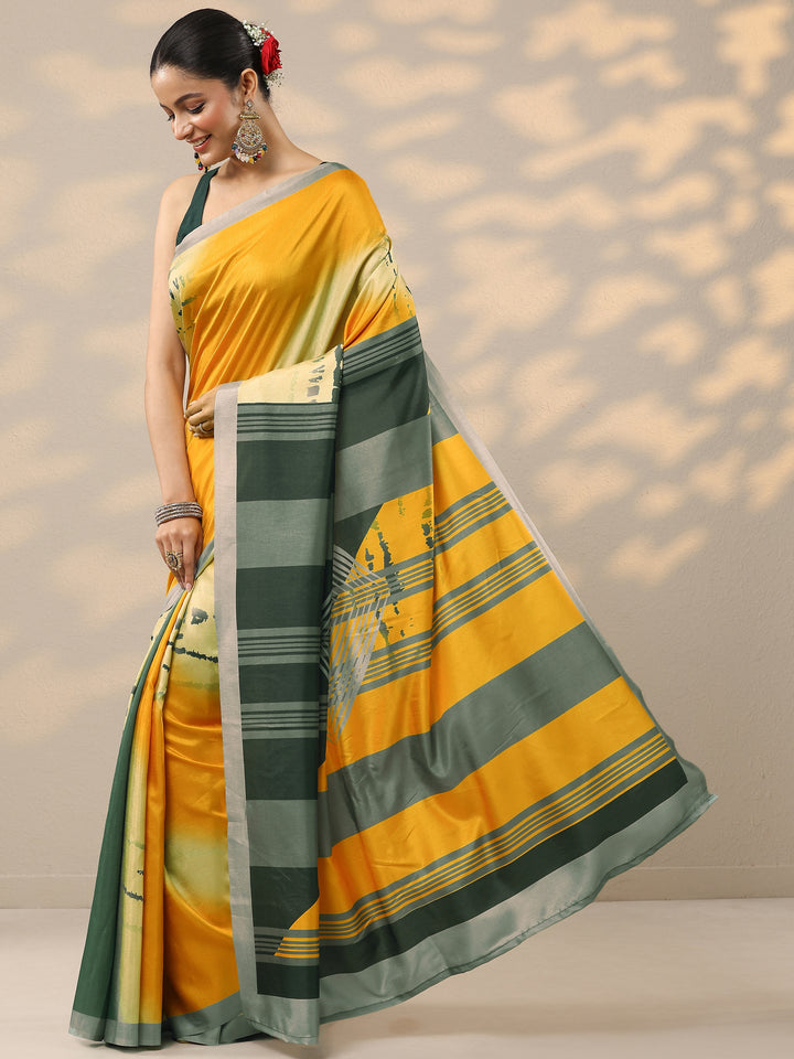 Mustard Printed Silk Blend Saree With Unstitched Blouse Piece