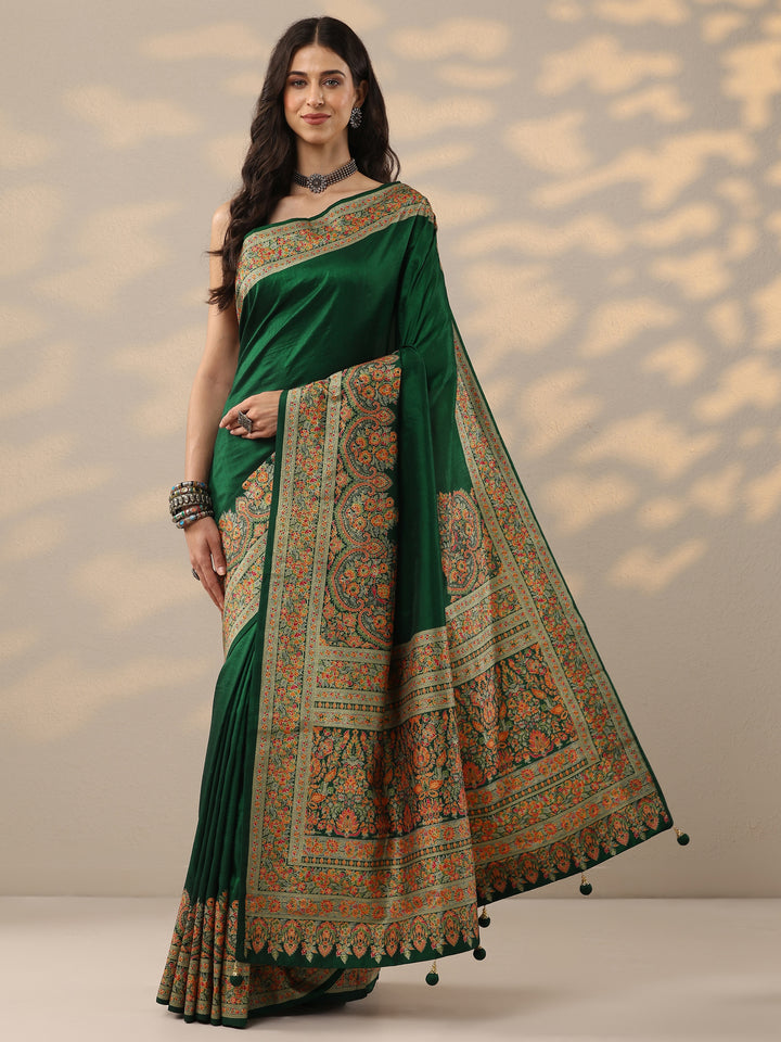 Green Solid Silk Blend Saree With Unstitched Blouse Piece