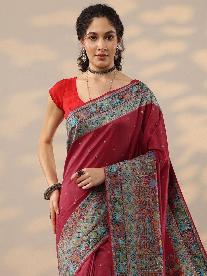 Red Embroidered Silk Blend Saree With Unstitched Blouse Piece