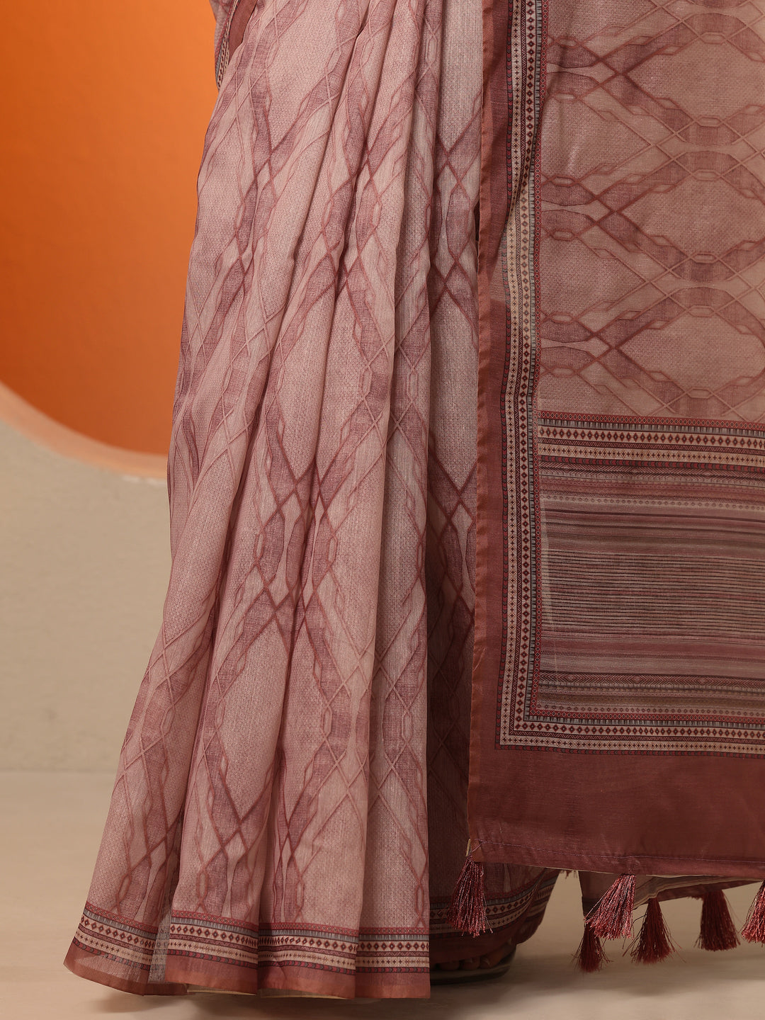 Pink Printed Silk Blend Saree With Unstitched Blouse Piece