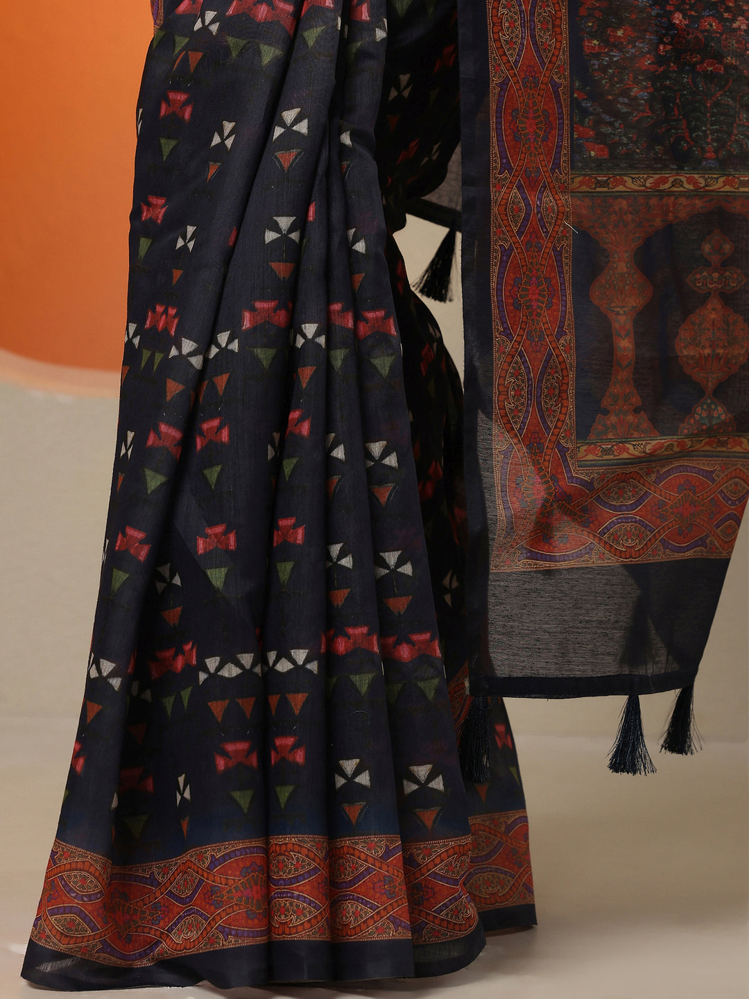 Navy Blue Printed Silk Blend Saree With Unstitched Blouse Piece