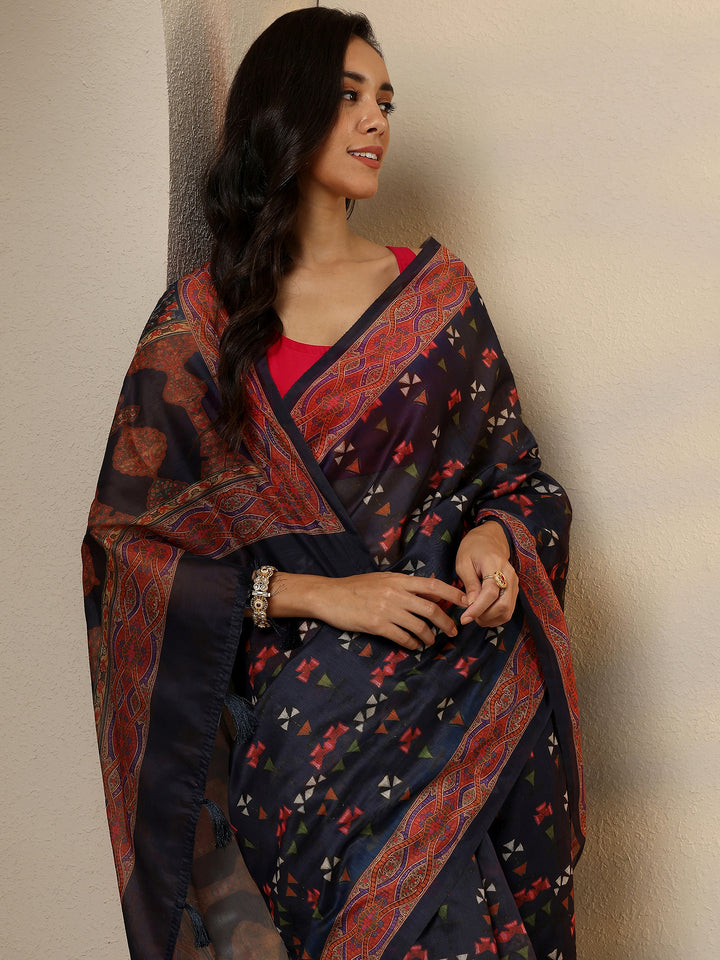 Navy Blue Printed Silk Blend Saree With Unstitched Blouse Piece