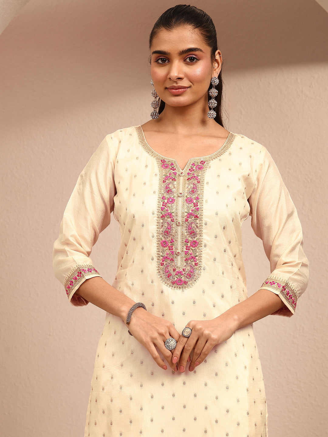 Cream Embroidered Silk Blend Straight Suit Set With Dupatta