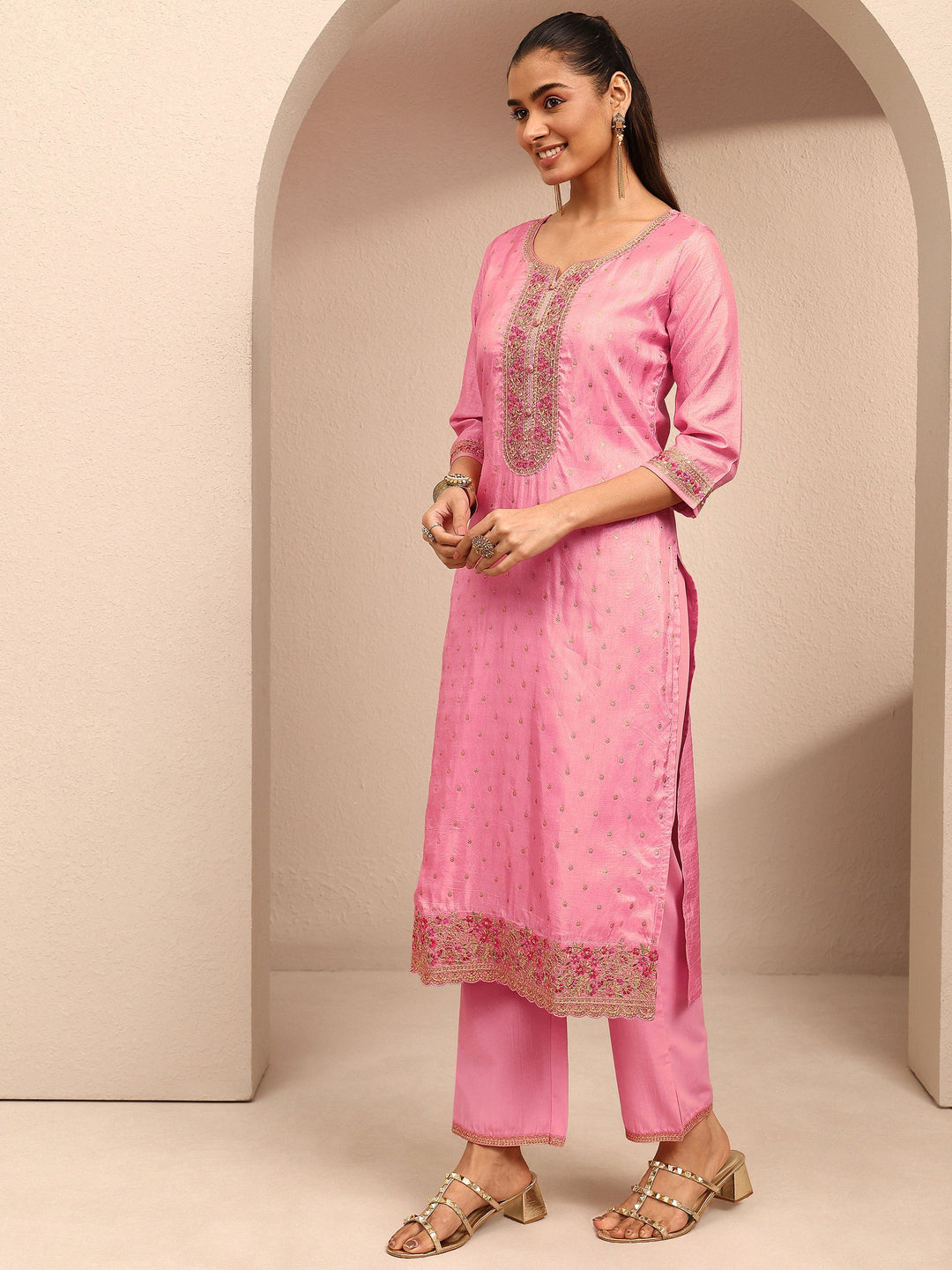 Pink Embroidered Silk Blend Straight Suit Set With Dupatta