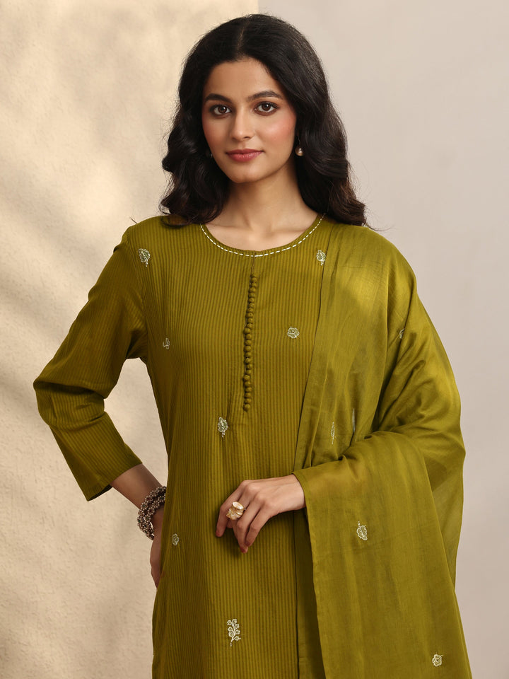 Green Embroidered Cotton Straight Suit Set With Dupatta
