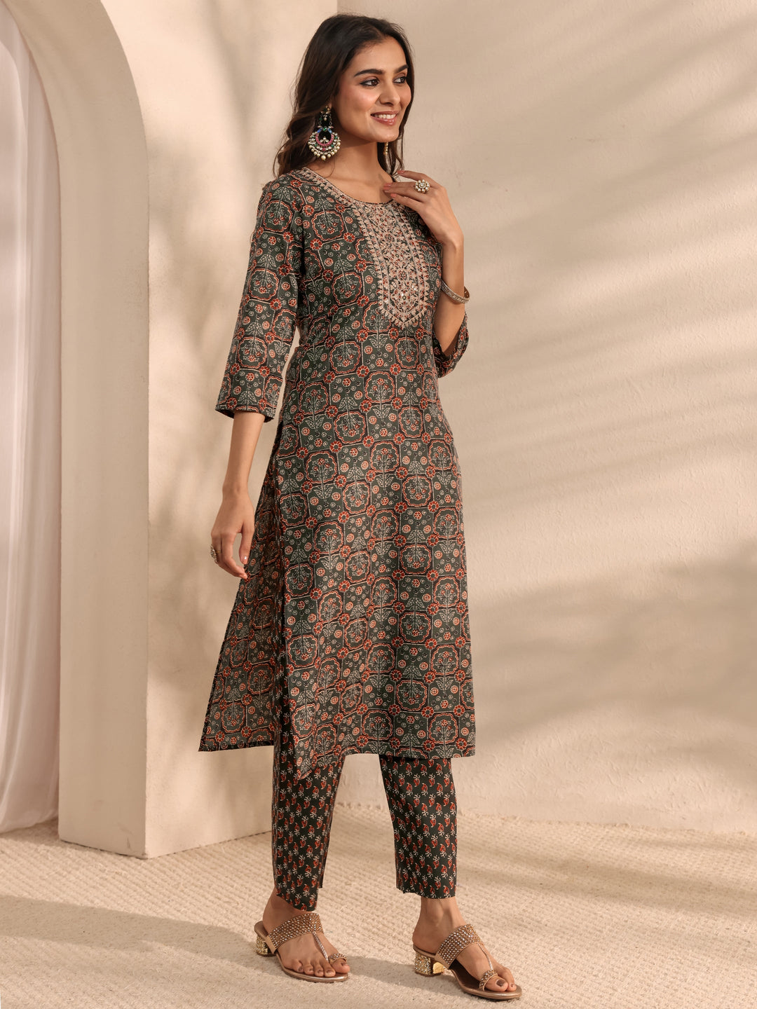 Green Ajrak Printed Cotton Blend Straight Suit Set With Dupatta