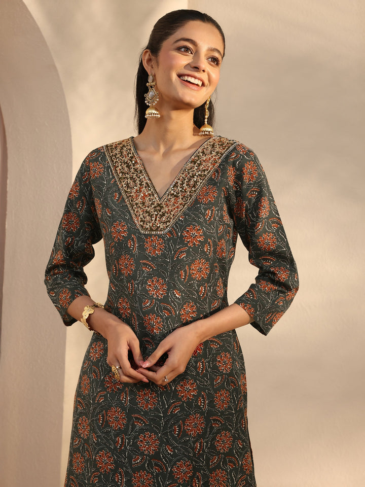 Green Floral Printed Cotton Blend Straight Suits Set With Dupatta