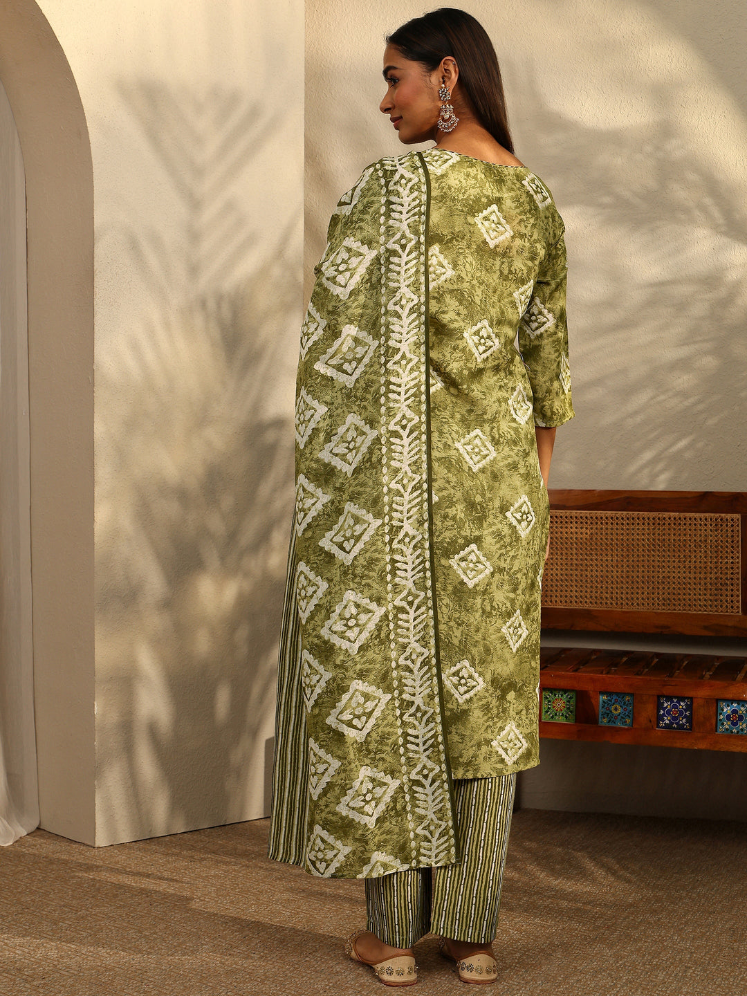 Green Block Printed Cotton Blend Straight Suit Set With Dupatta
