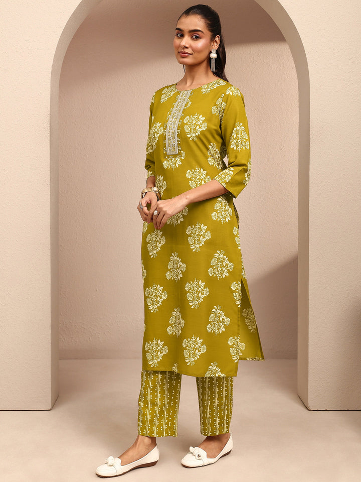Green Printed Cotton Blend Straight Suit Set With Dupatta