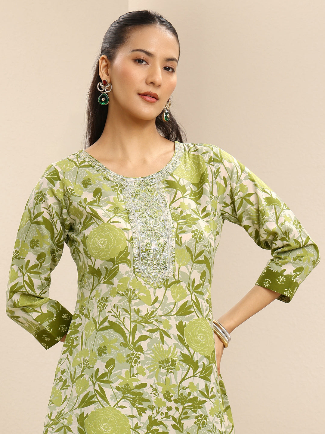 Green Floral Printed Cotton Blend Straight Suit Set With Dupatta