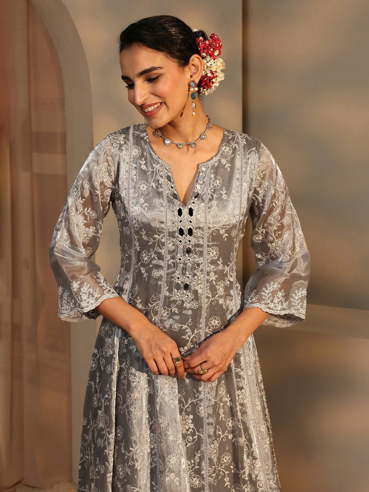 Grey Floral Embroidered Organza Anarkali Suit Set With Dupatta