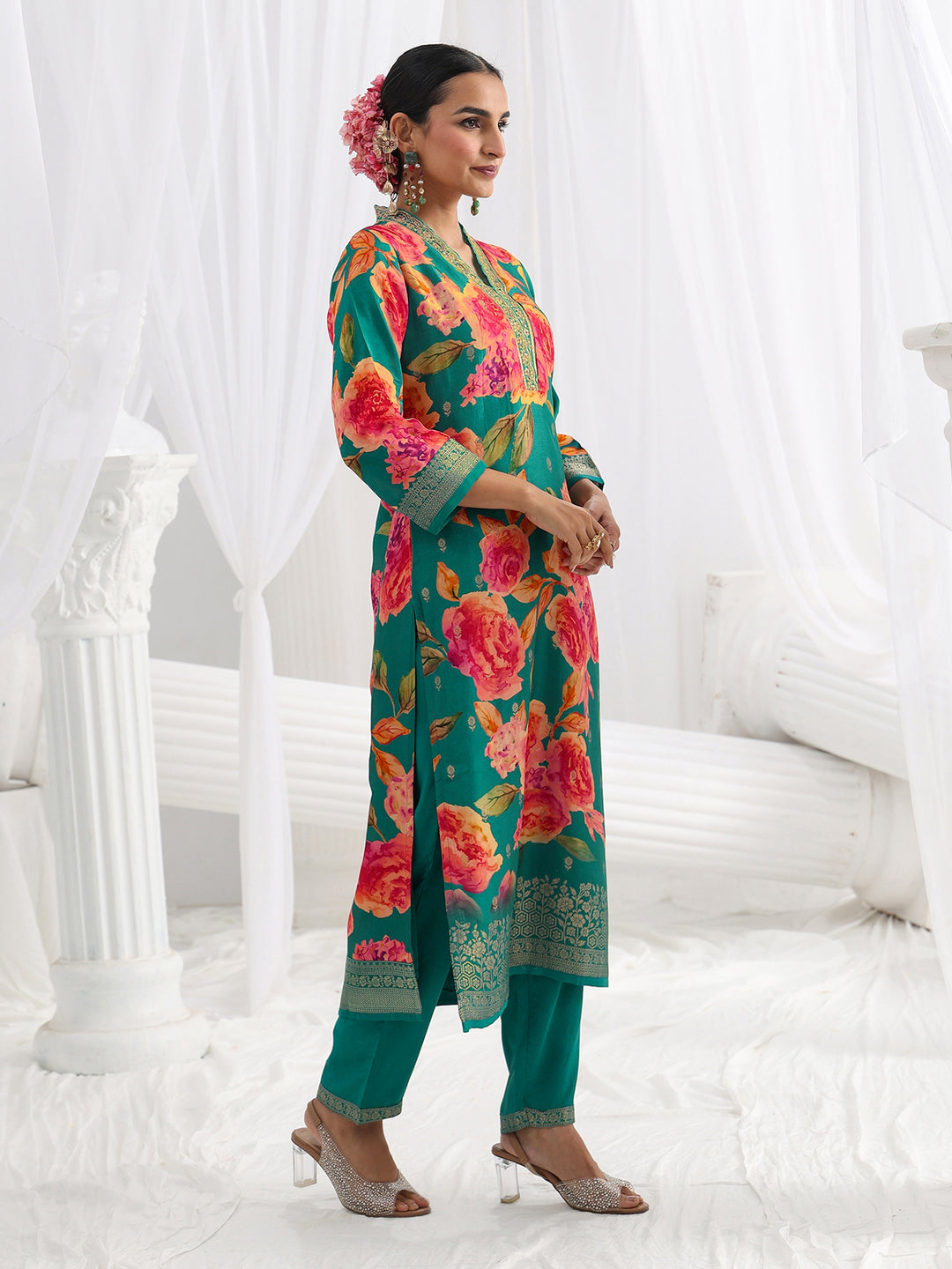 Green Printed Silk Blend Straight Suit Set With Dupatta