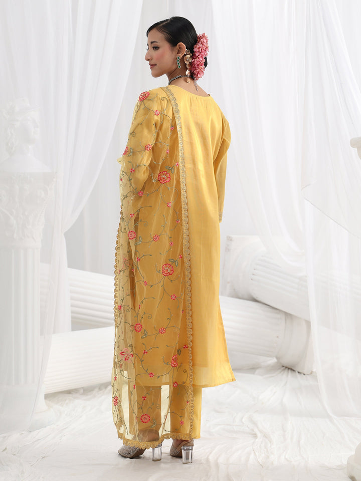 Yellow Embroidered Silk Blend Straight Suit Set With Dupatta