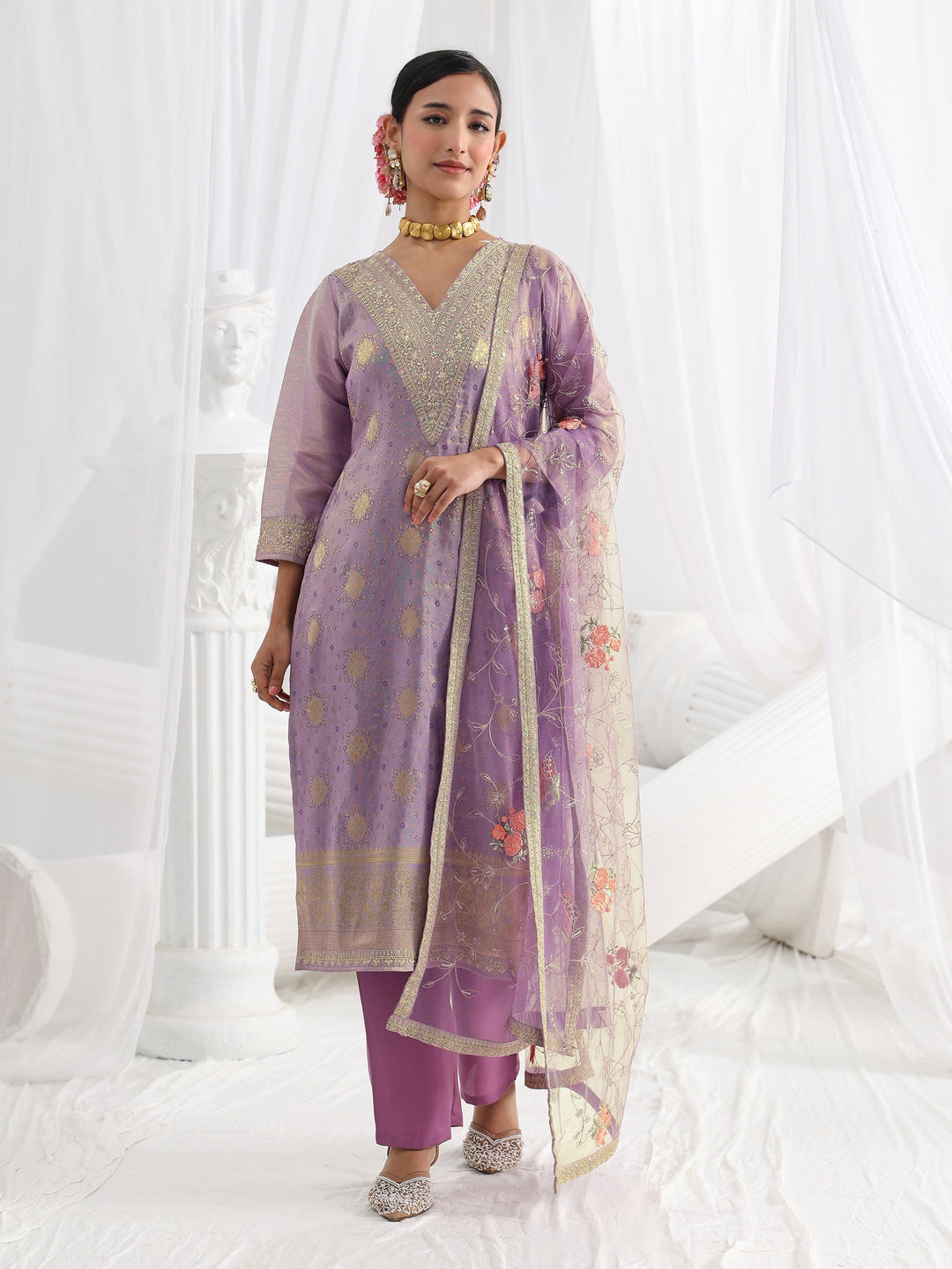 Lavender Embroidered Silk Blend Straight Suit Set With Dupatta