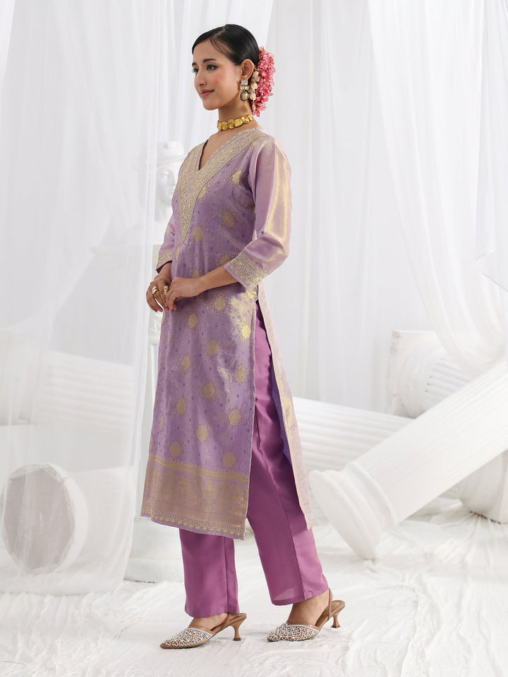 Lavender Embroidered Silk Blend Straight Suit Set With Dupatta