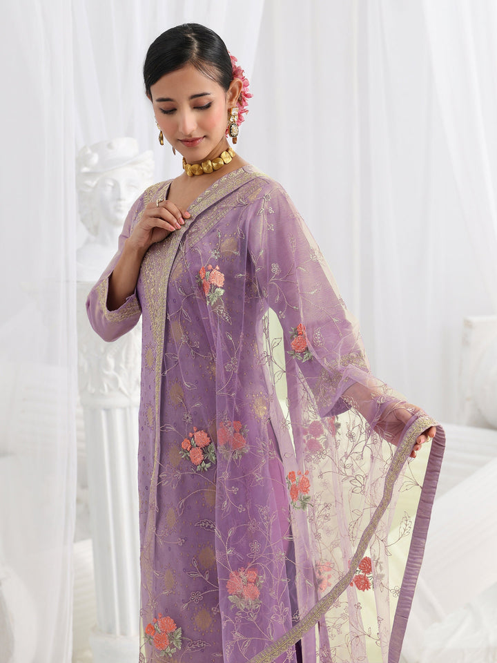 Lavender Embroidered Silk Blend Straight Suit Set With Dupatta