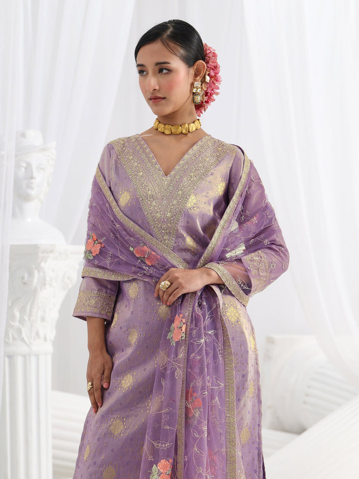 Lavender Embroidered Silk Blend Straight Suit Set With Dupatta