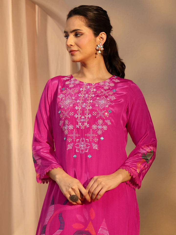 Pink Printed Crepe Straight Suit Set With Dupatta