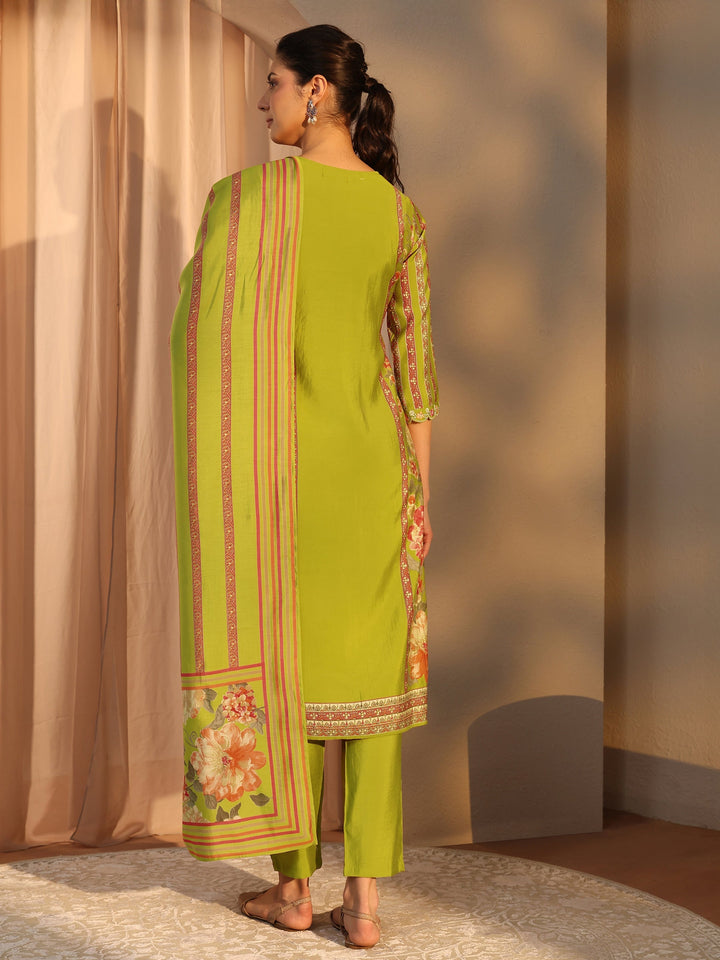 Green Floral Printed Crepe Straight Suit Set With Dupatta