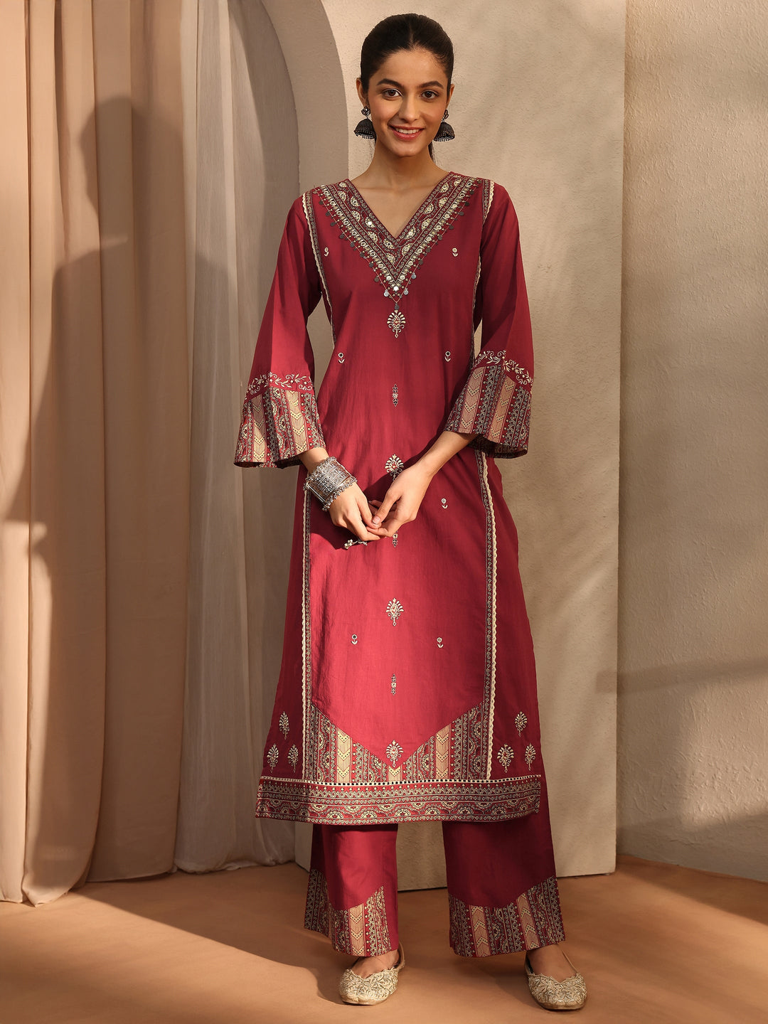 Red Ethnic Motifs Embroidered Cotton Blend Straight Kurta Set