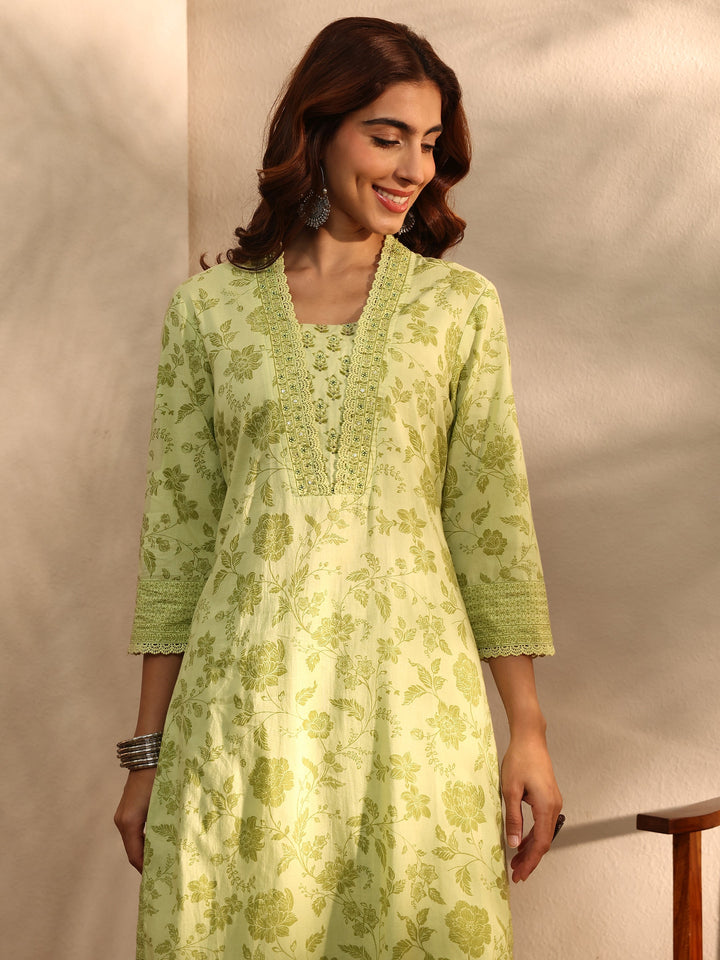 Green Floral Printed Cotton Blend Straight Suit Set With Dupatta