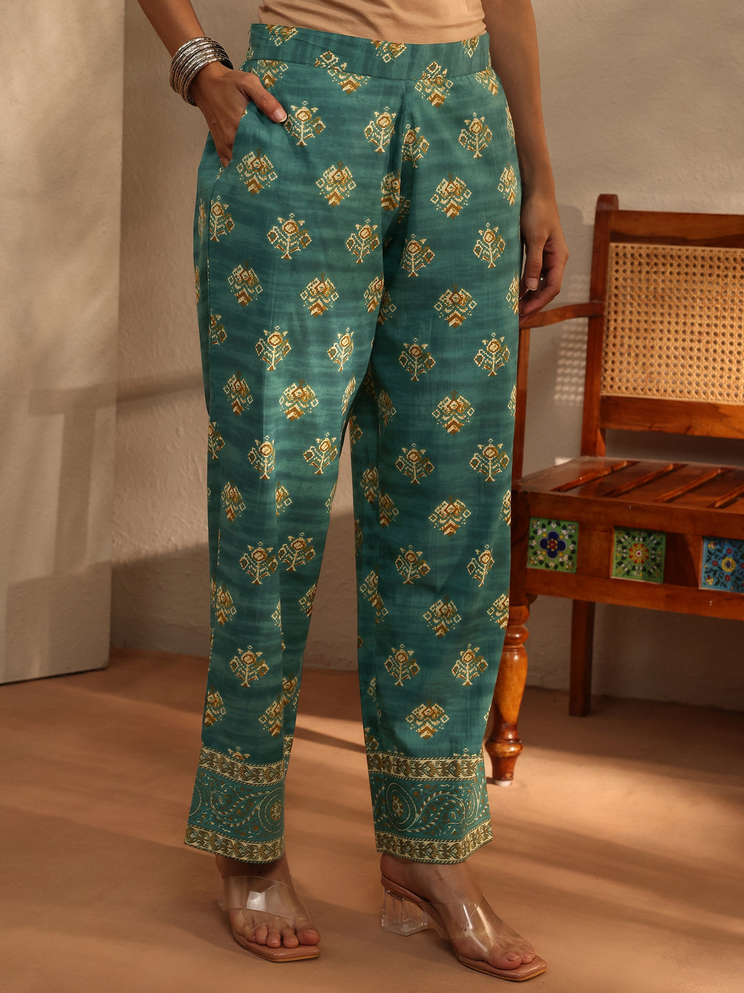 Green Floral Printed Cotton Blend A-Line Suit Set With Dupatta
