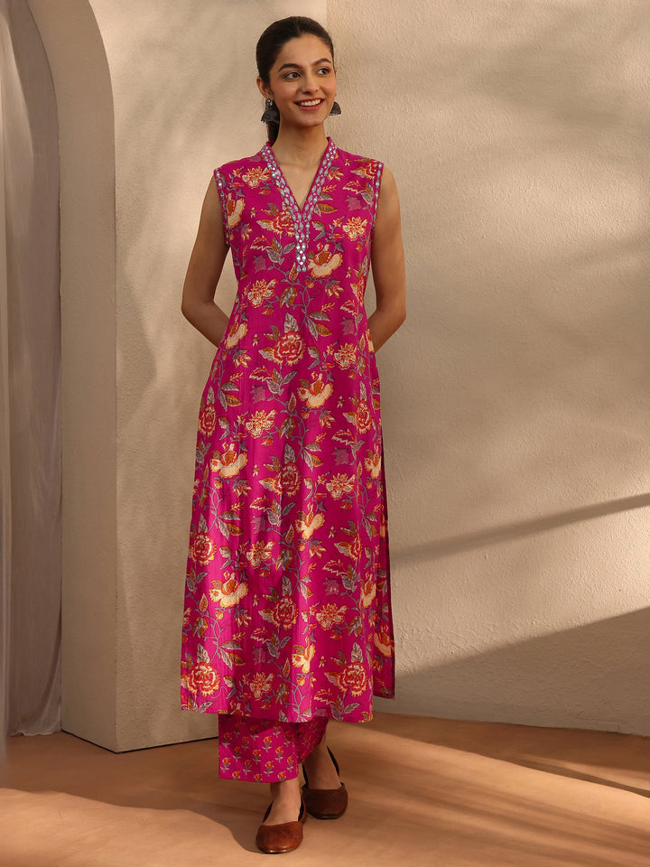 Pink Floral Printed Cotton Blend Straight Kurta Set