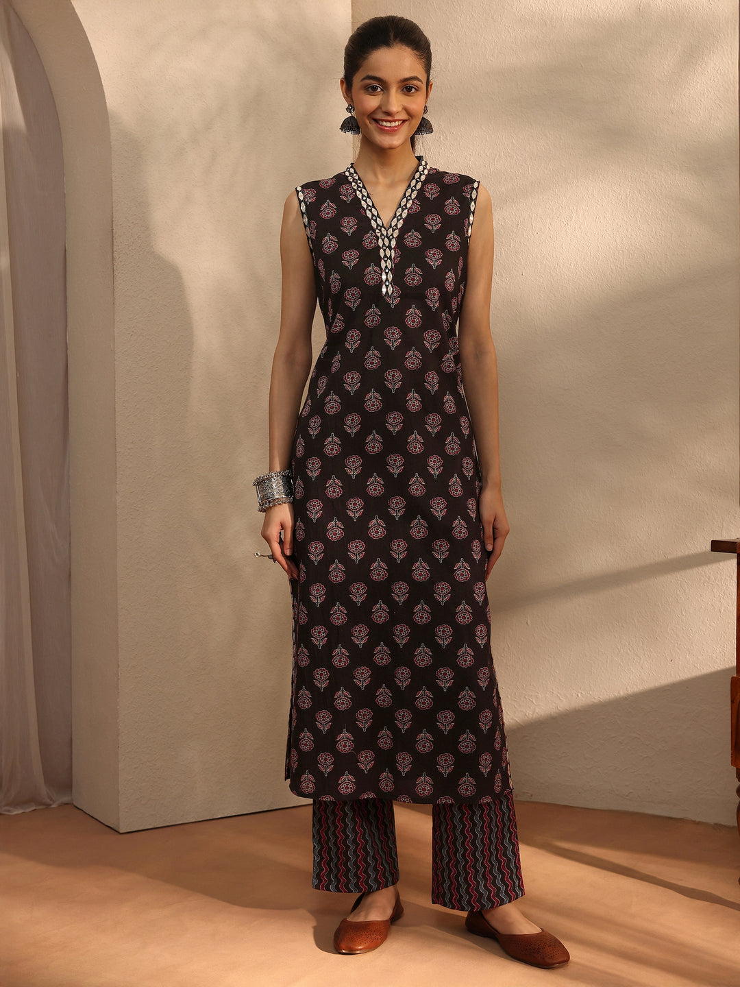 Black Floral Printed Cotton Blend Straight Kurta Set