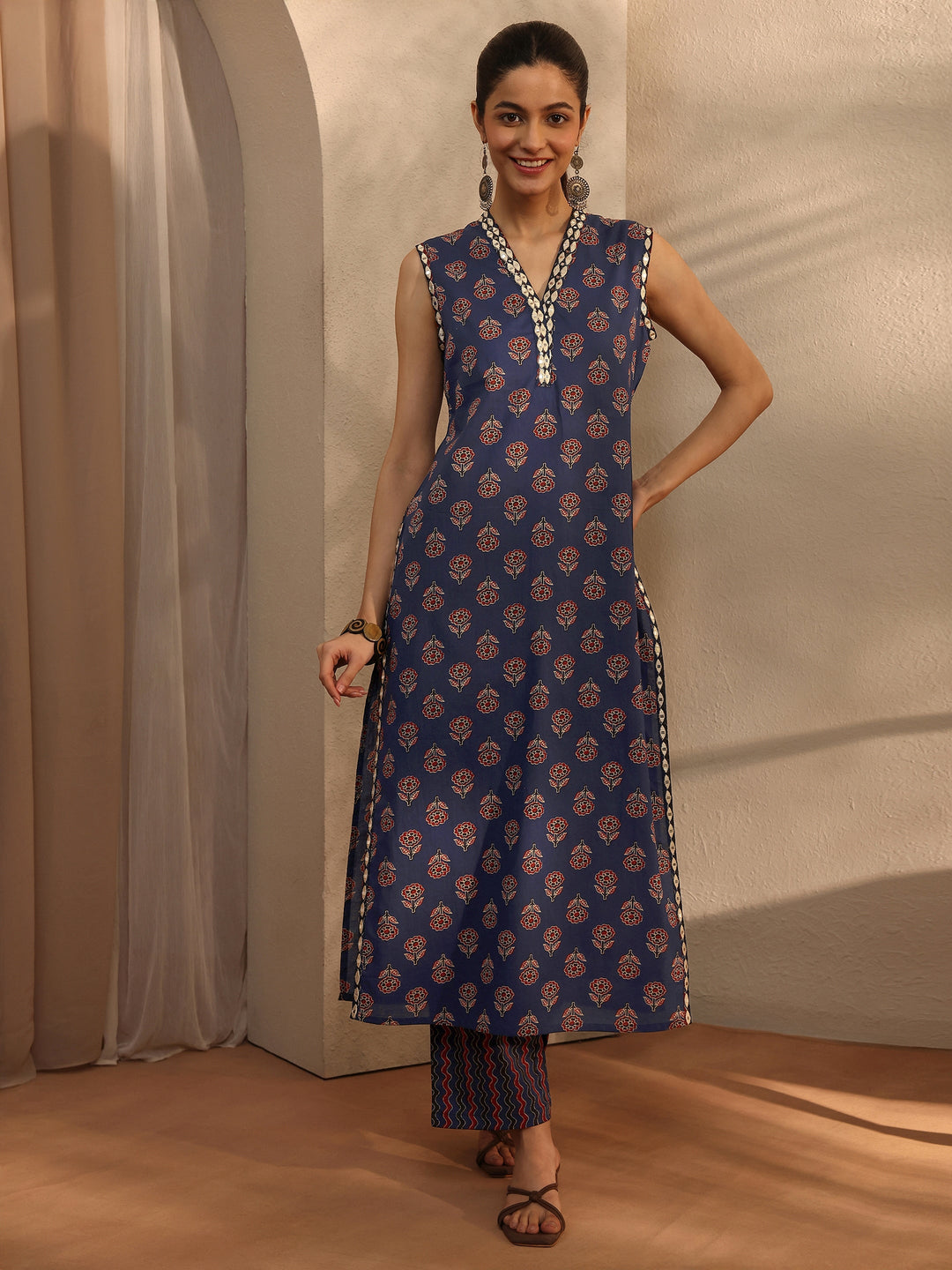 Blue Floral Printed Cotton Blend Straight Kurta Set