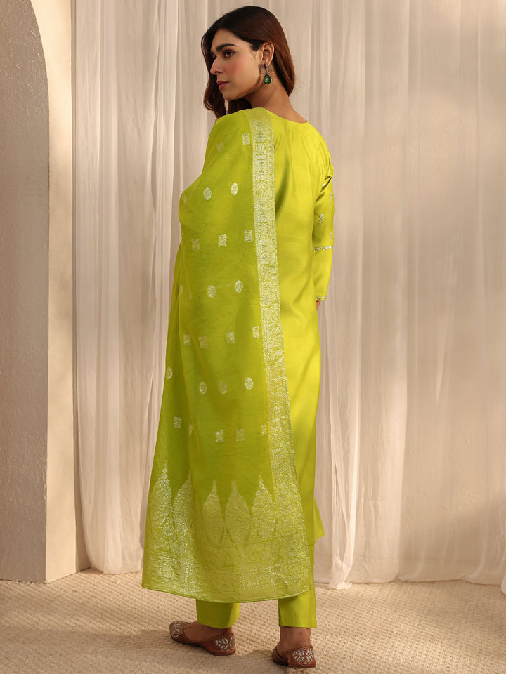 Green Floral Embroidered Silk Blend Straight Suit Set With Dupatta