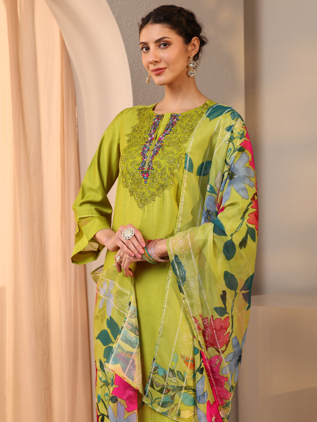 Green Floral Embroidered Silk Blend Straight Suit Set With Dupatta