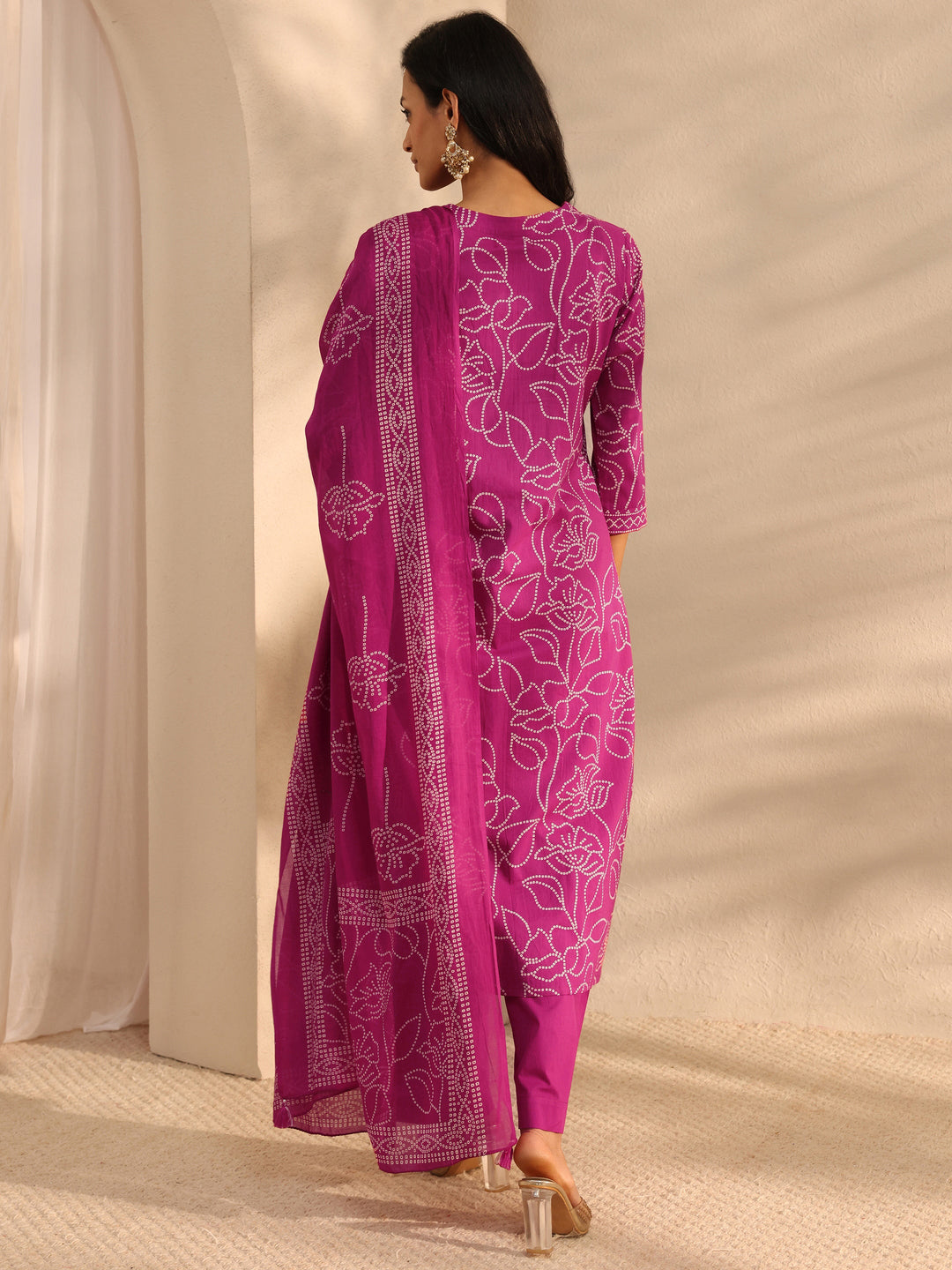 Pink Bandhani Printed Cotton Straight Suit Set With Dupatta