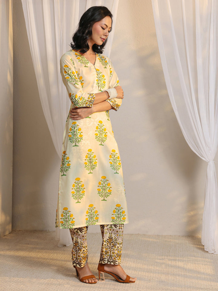 Off White Floral Printed Chanderi Silk Straight Suit Set With Dupatta