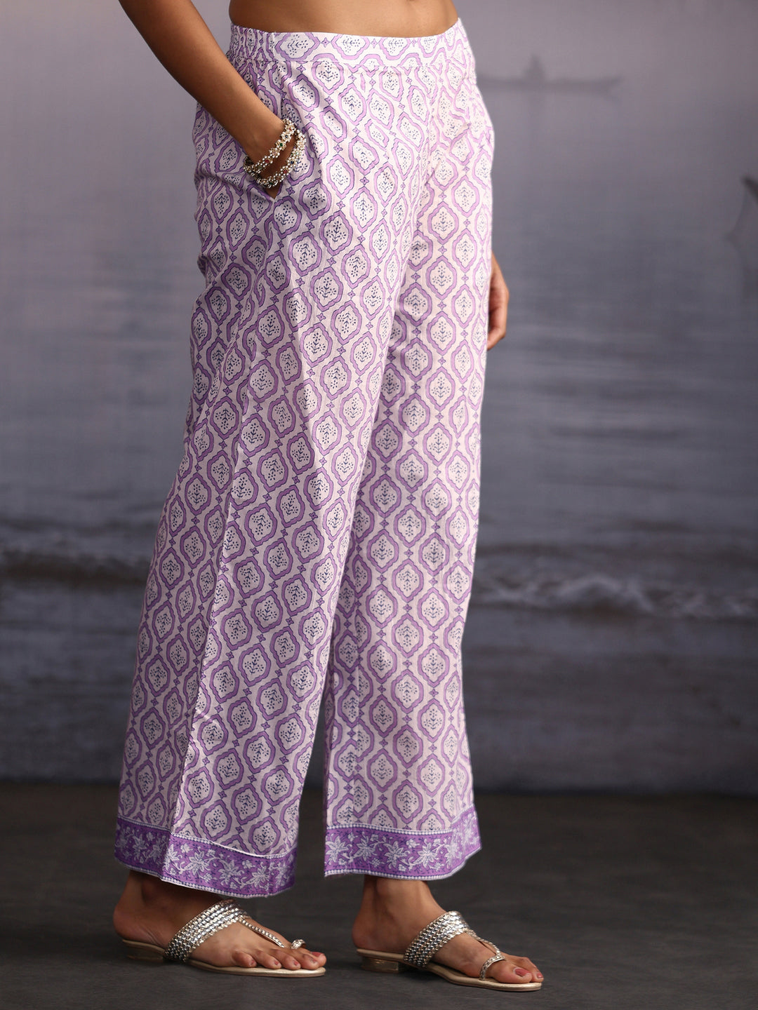 Libas Lavender Floral Printed Sleeveless Cotton Palazzo Suit Set