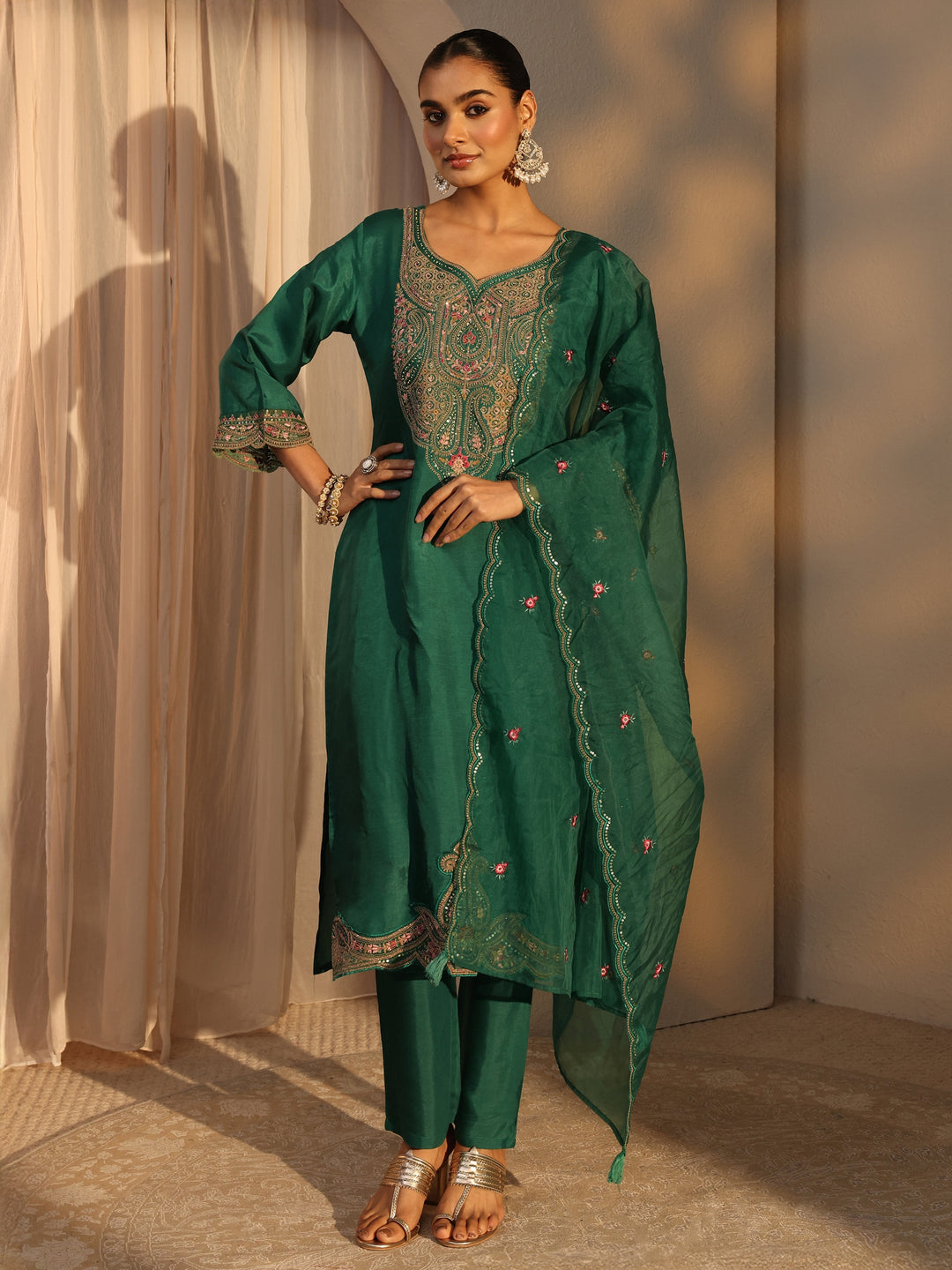 Green Ethnic Embroidered Silk Blend Straight Suits Set With Dupatta