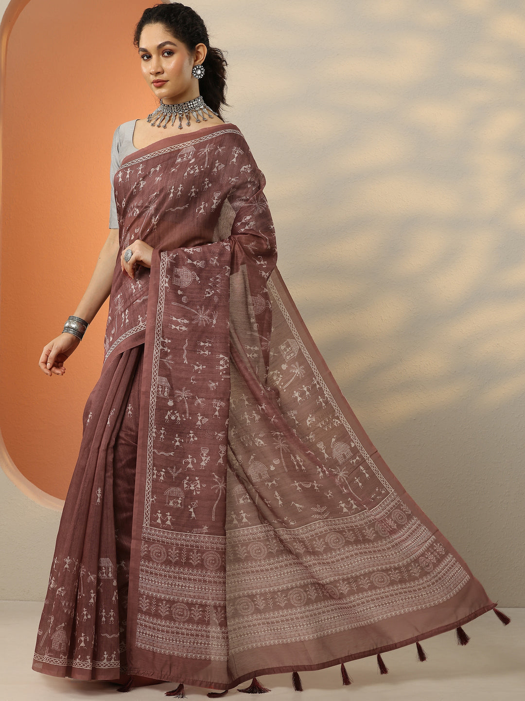 Brown Printed Silk Blend Saree With Unstitched Blouse Picece
